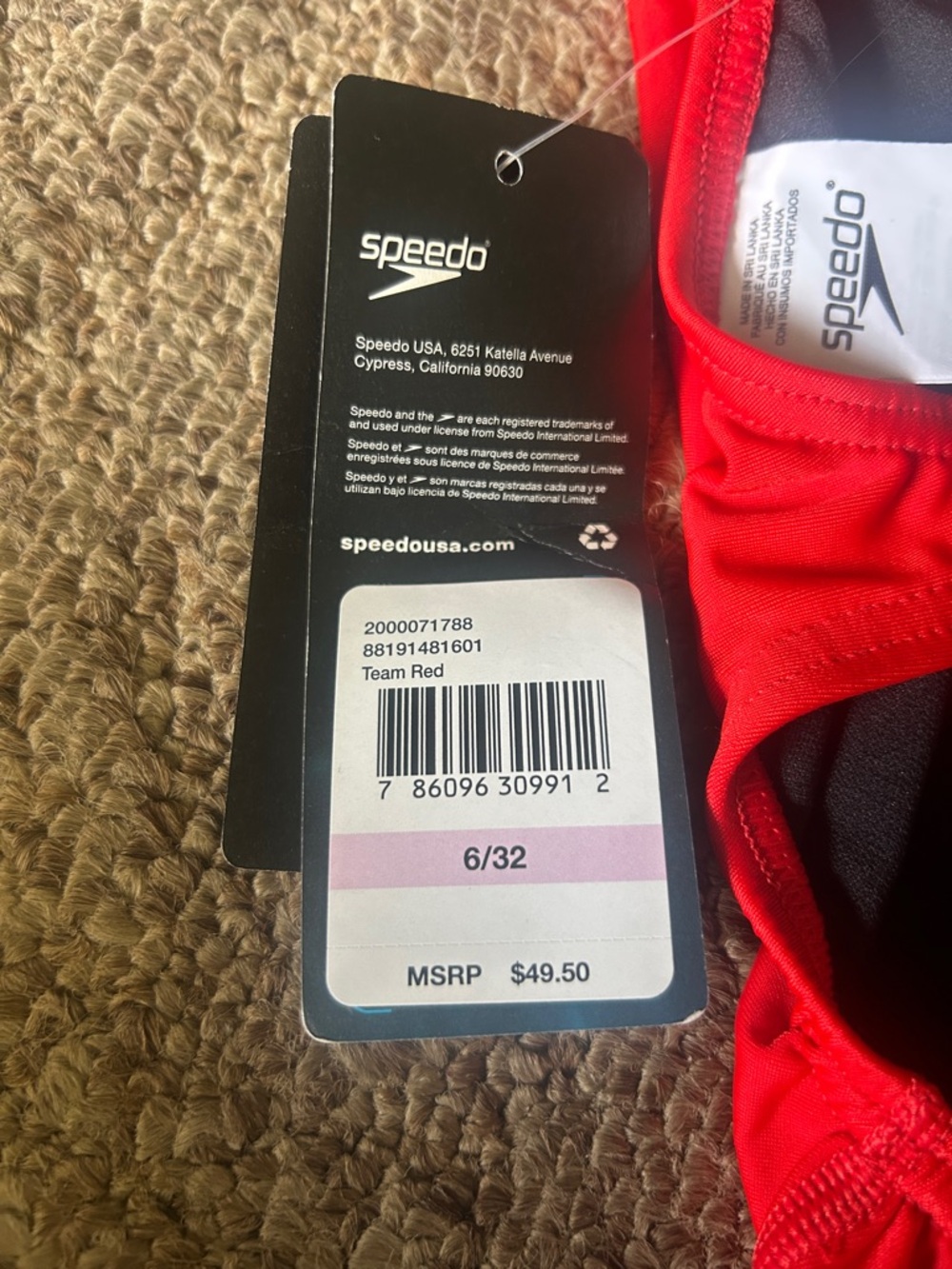 NWT Speedo women’s Red  One-Piece Swimsuit size 6/32 - Picture 2 of 5